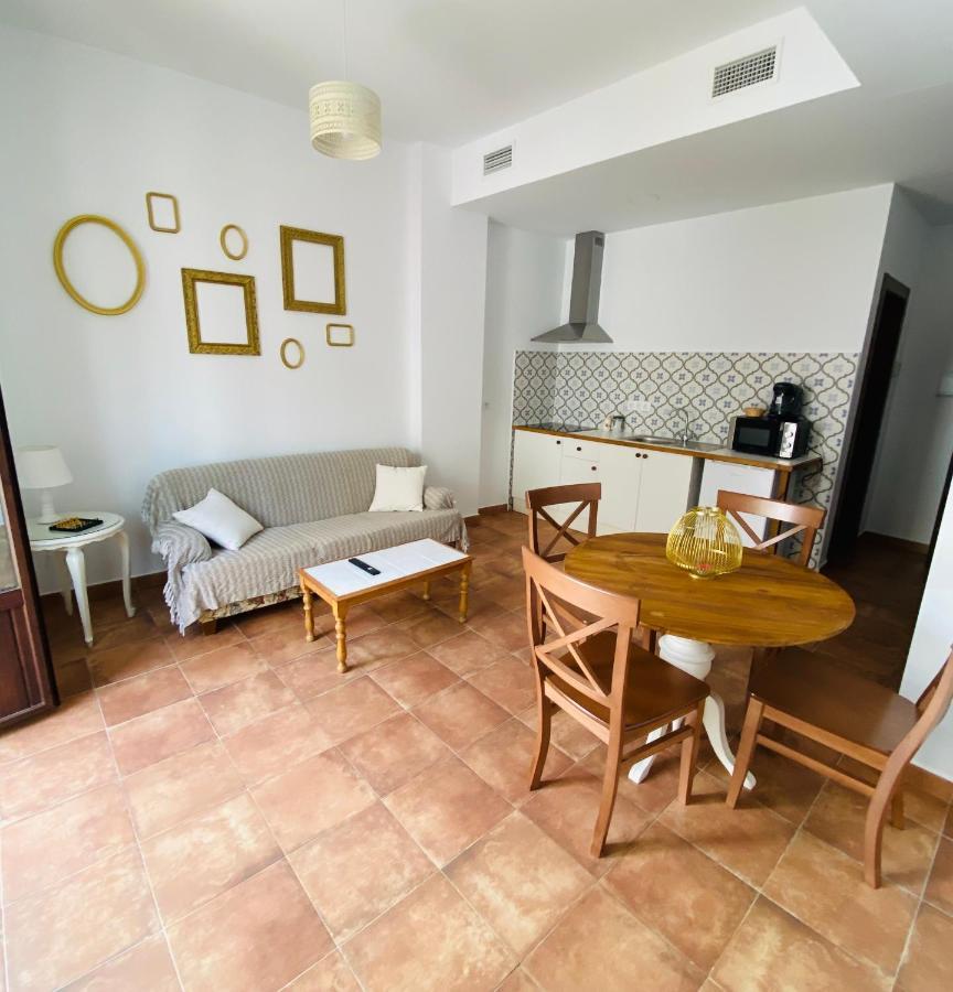Apartamentos Rurales, La Casa De Baltasar Фондон Экстерьер фото