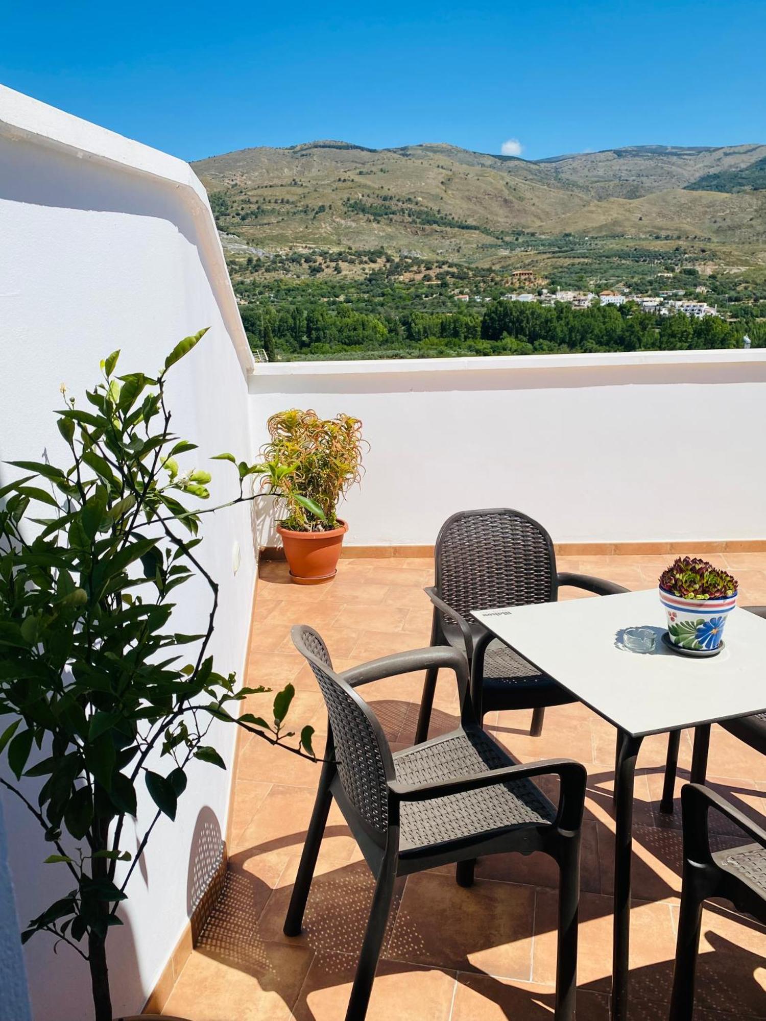 Apartamentos Rurales, La Casa De Baltasar Фондон Экстерьер фото